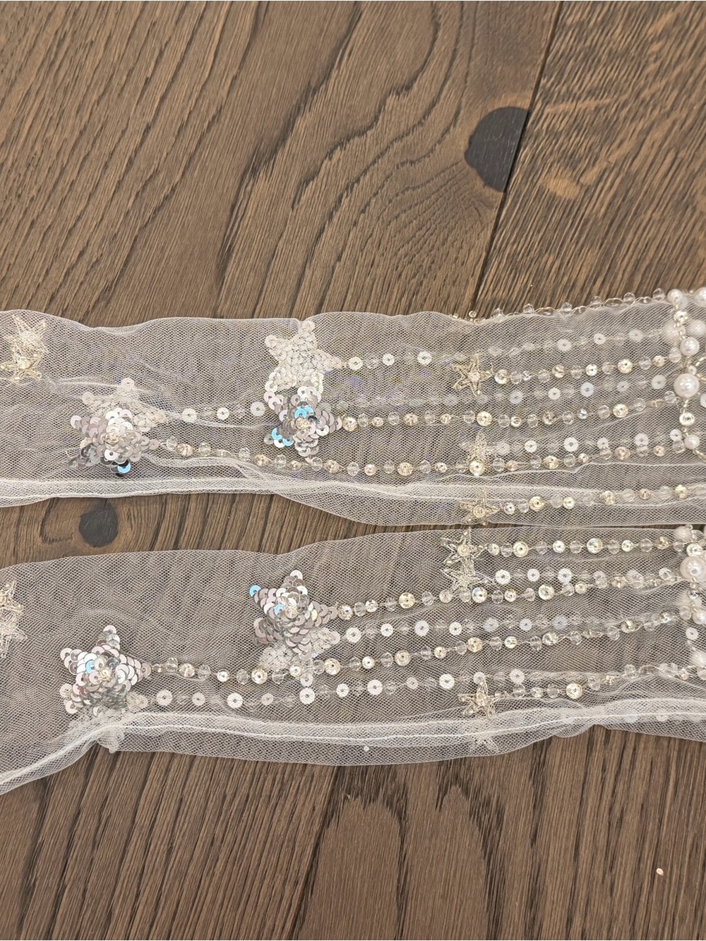 Tutu Du Monde White and Silver Sequin Star Trim Hair Scarf